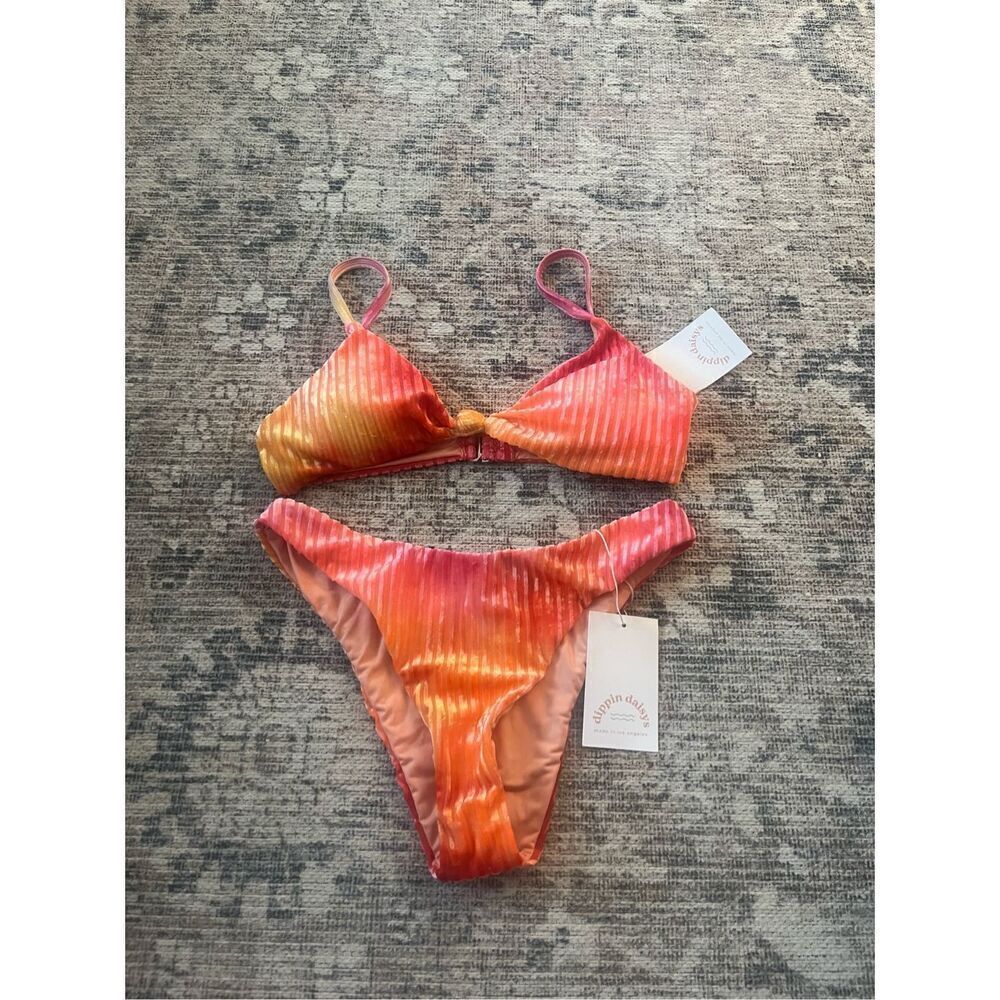 NWT Dippin Daisy Bikini Set